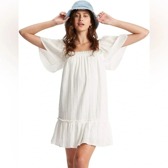 Billabong She’s a Doll Beachy Dress. Size medium - Picture 1 of 6